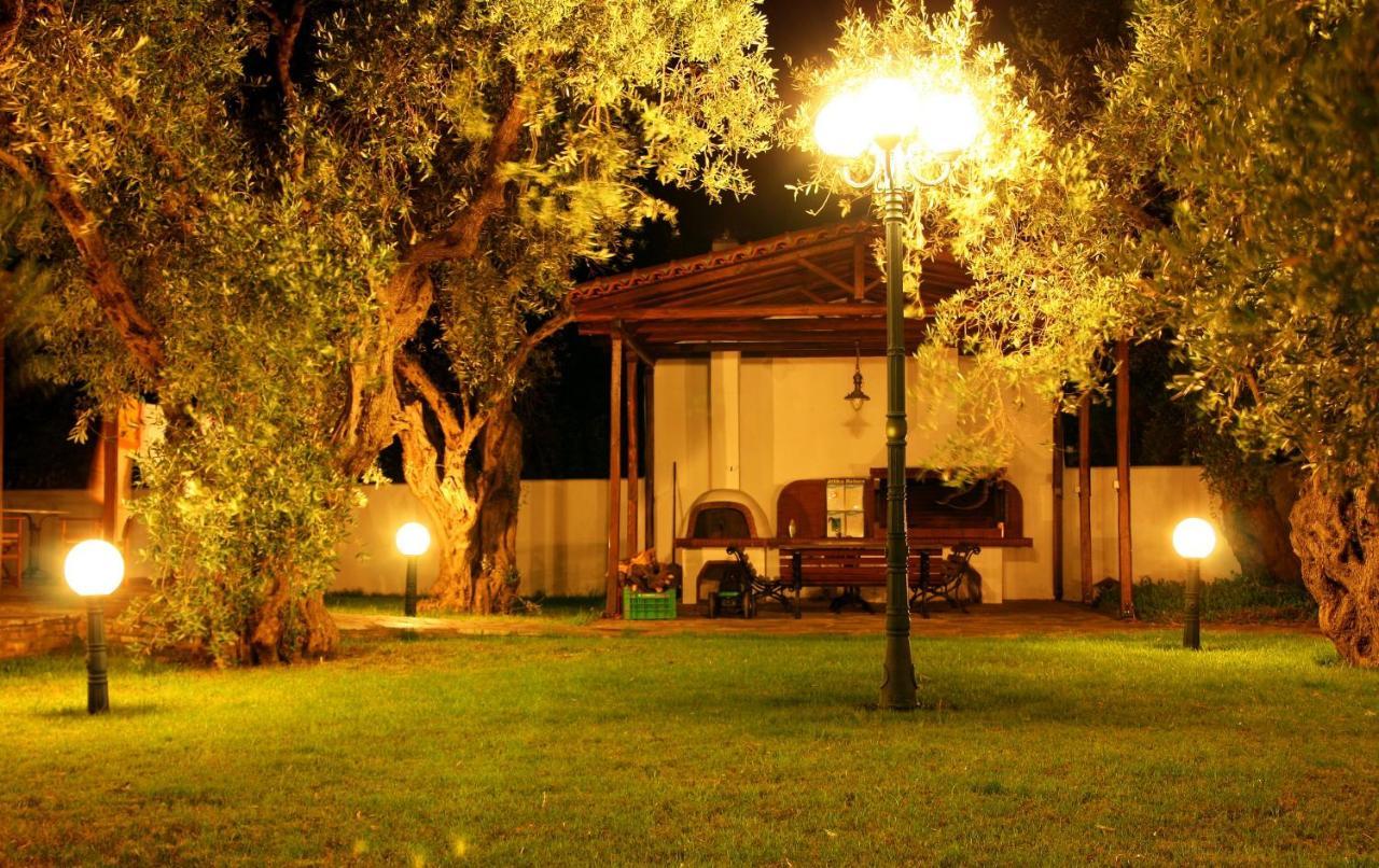 Razi Beach Lefokastro Exterior photo